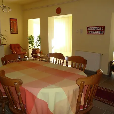 Guest house Kincses Vendeghaz *