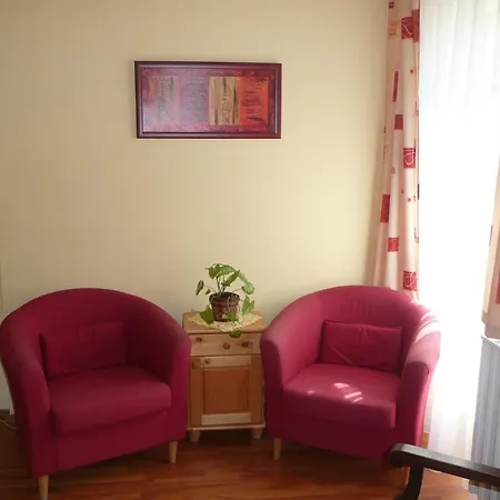 Kincses Vendeghaz Guest house *